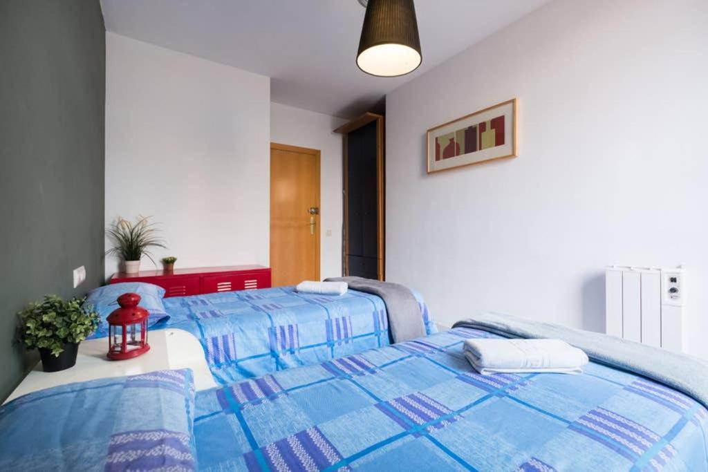 5 Pax Santa Monica Ramblas * Barcelone